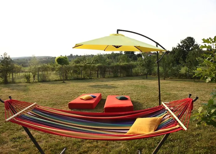 Art House Kosmaj 2 *